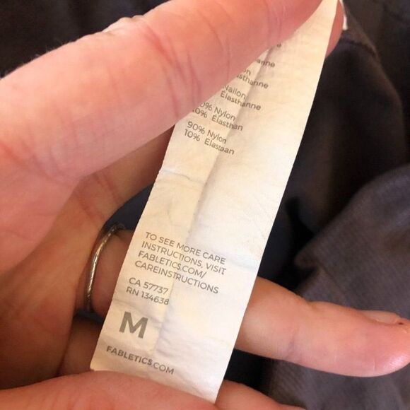 Fabletics Medium Purple SculptKnit Openwork 7/8 Leggings‎ - Picture 9 of 9